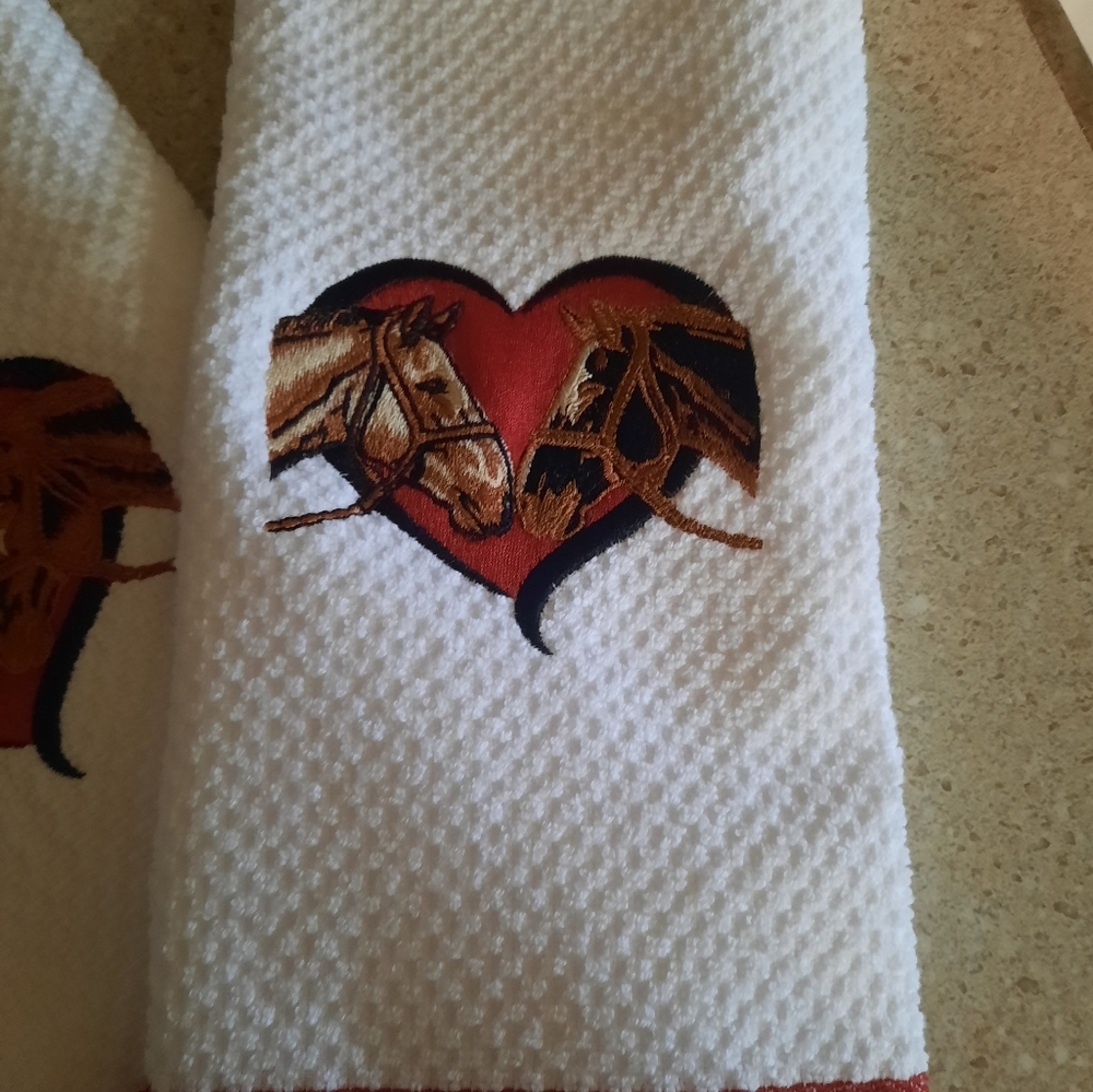 Kitchen Towels - Picture 4 of 5